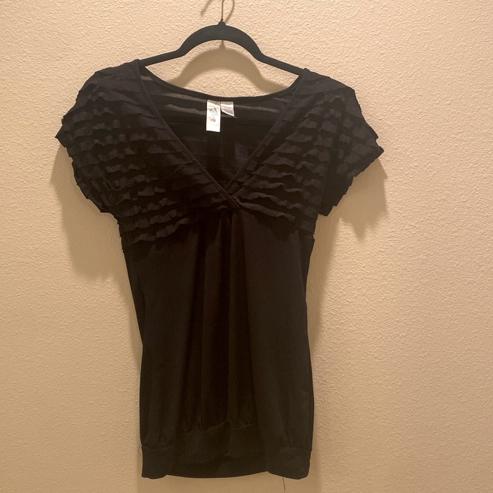 Perfect Black Top M